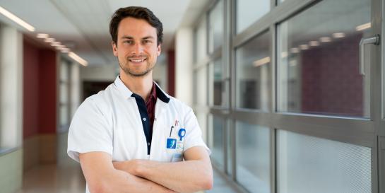 candidature pour etre medecin a la clinique saint-jean bruxelles